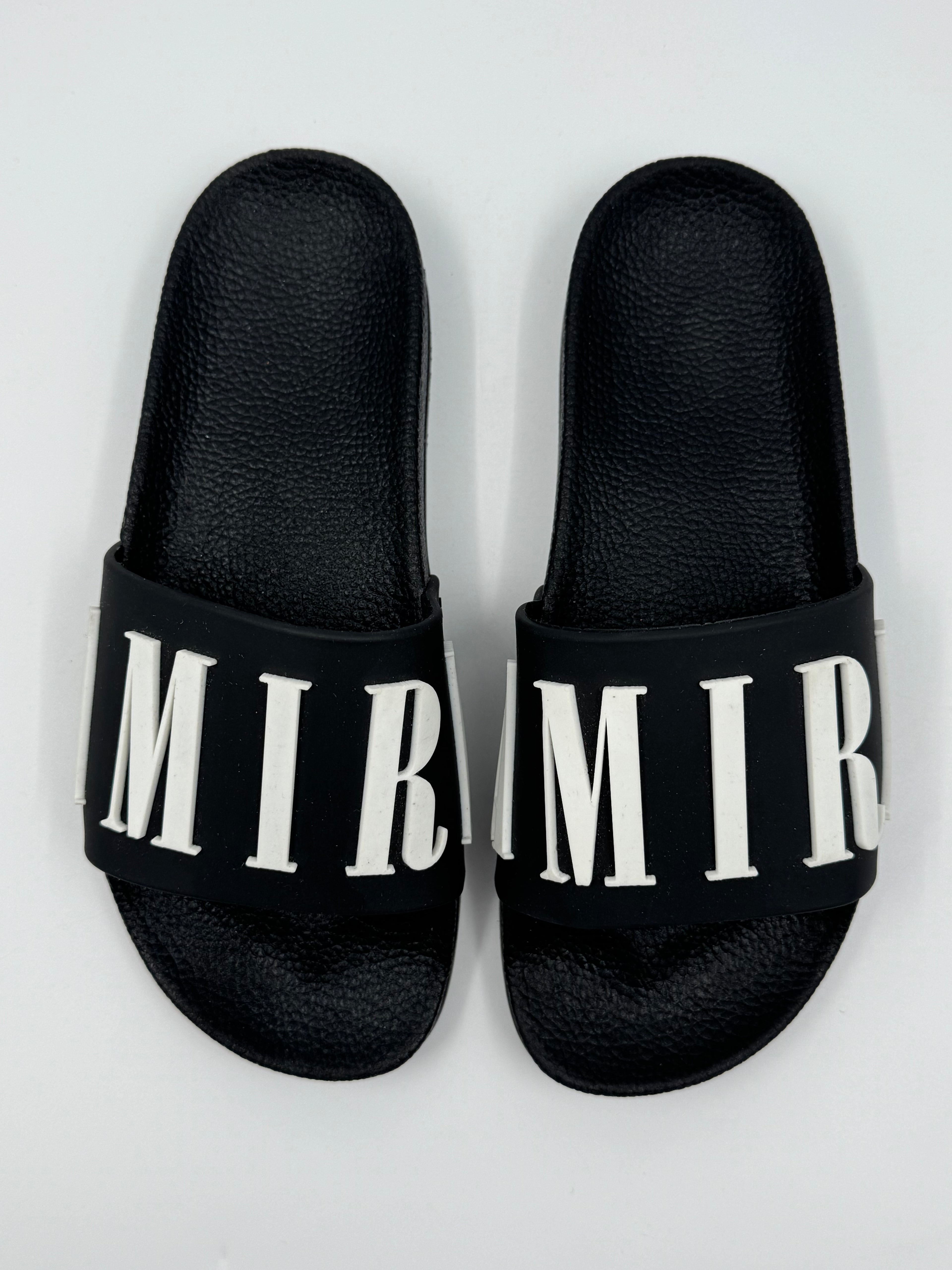 Claquette Amiri