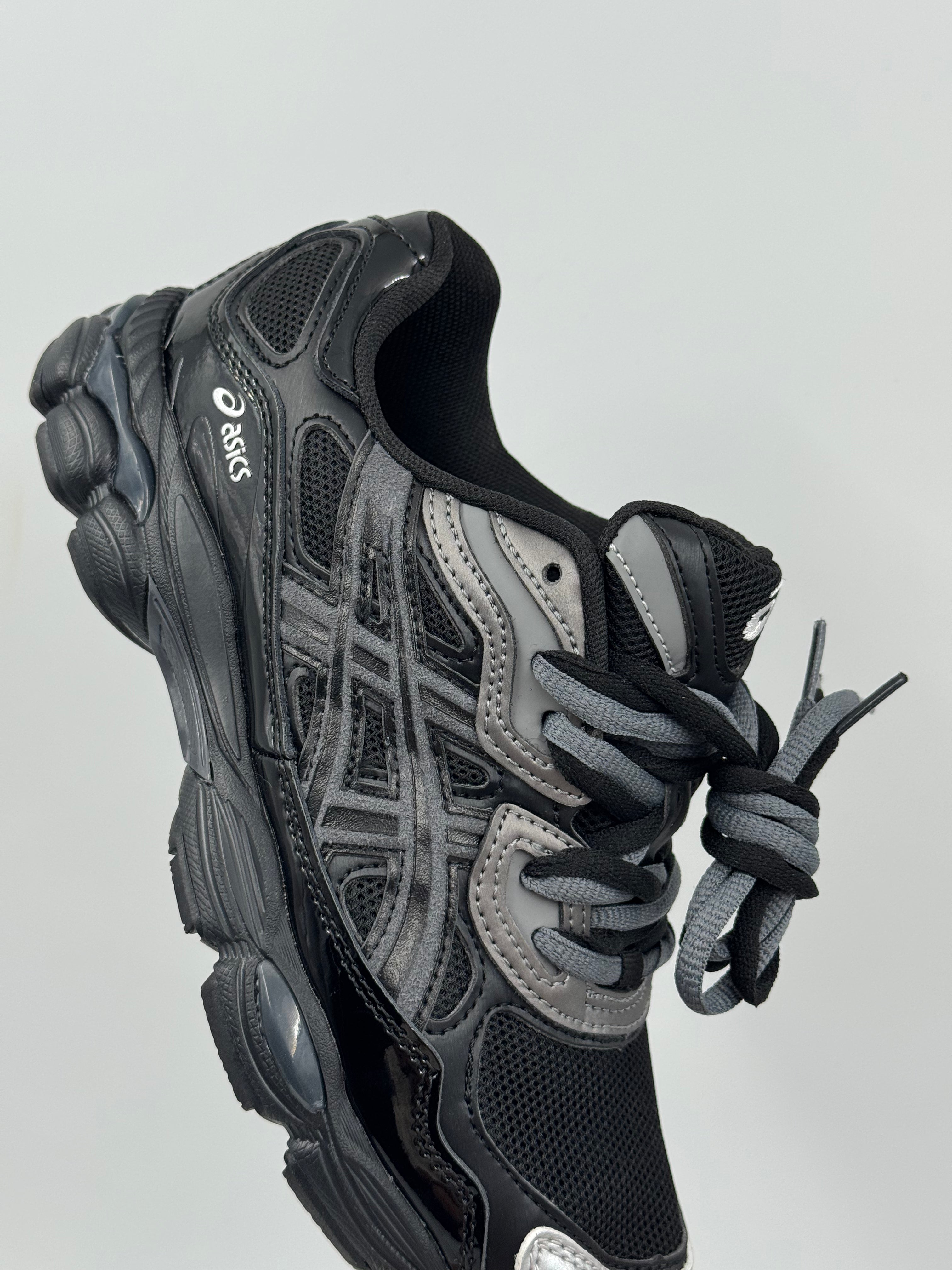 Asics Gel Kayano NYC