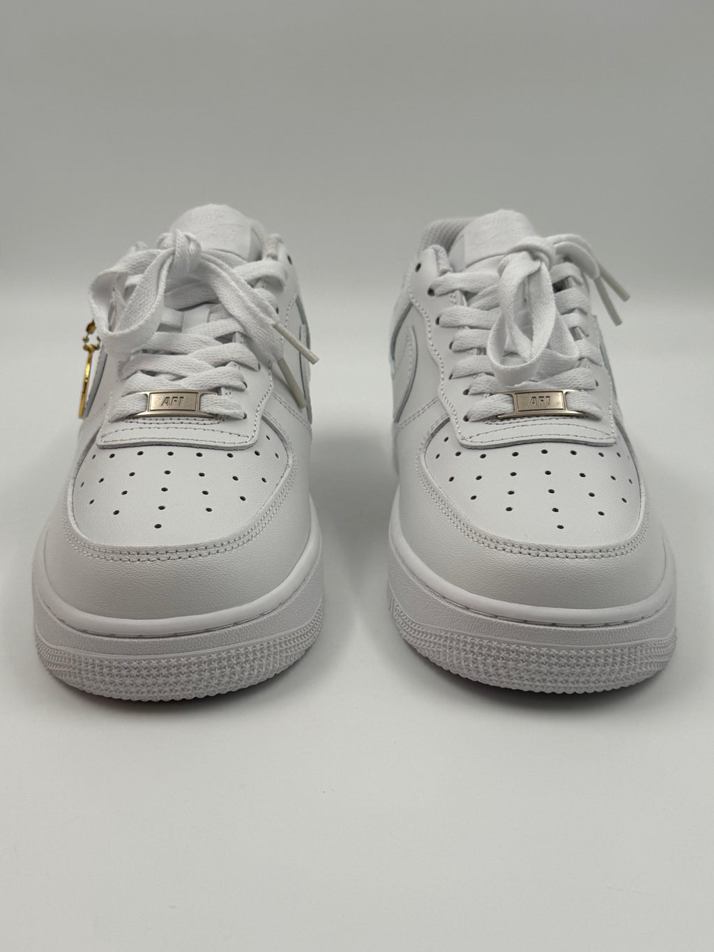 Nike Air Force 1 Triple White