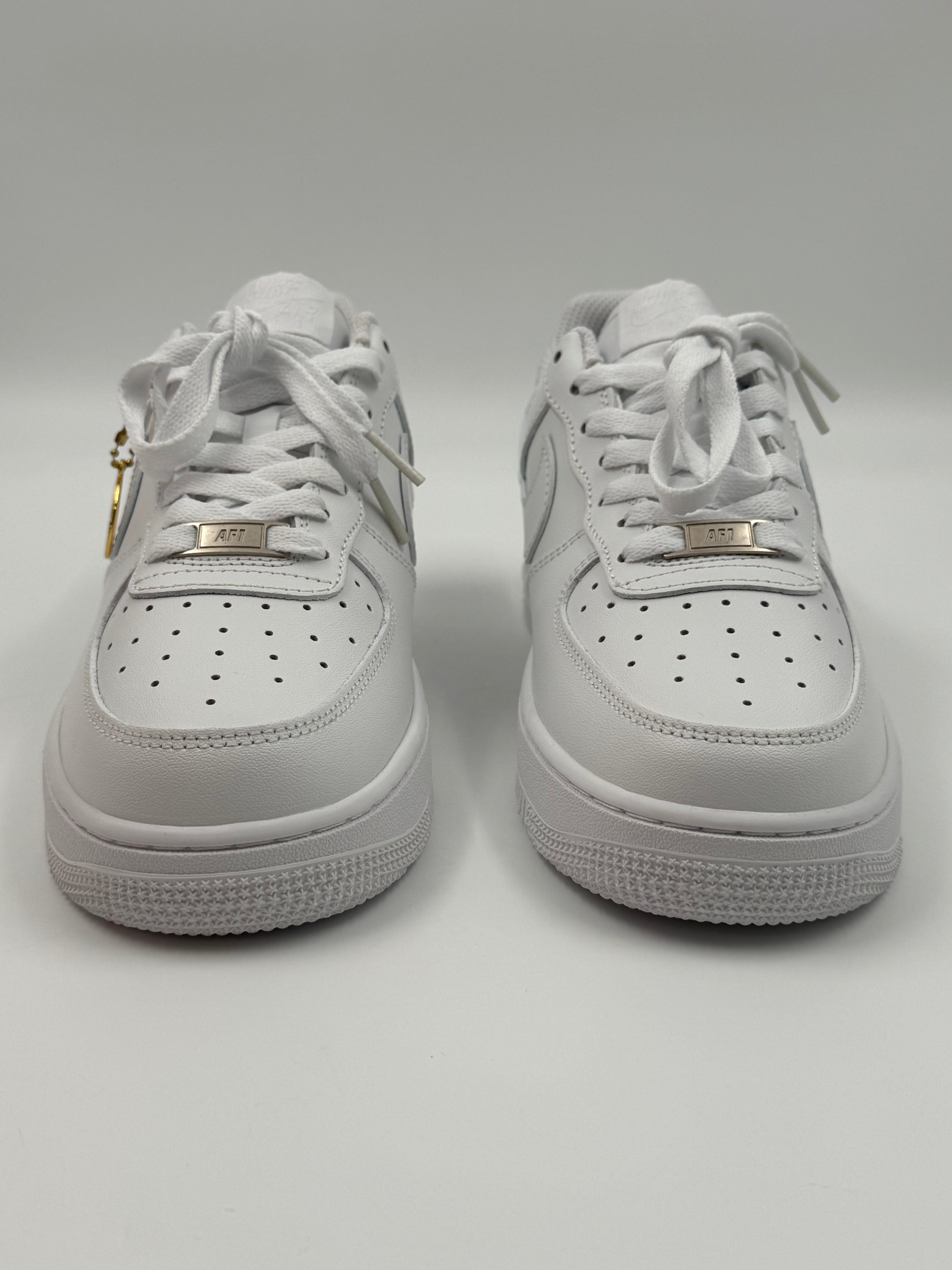 Nike Air Force 1 Triple White