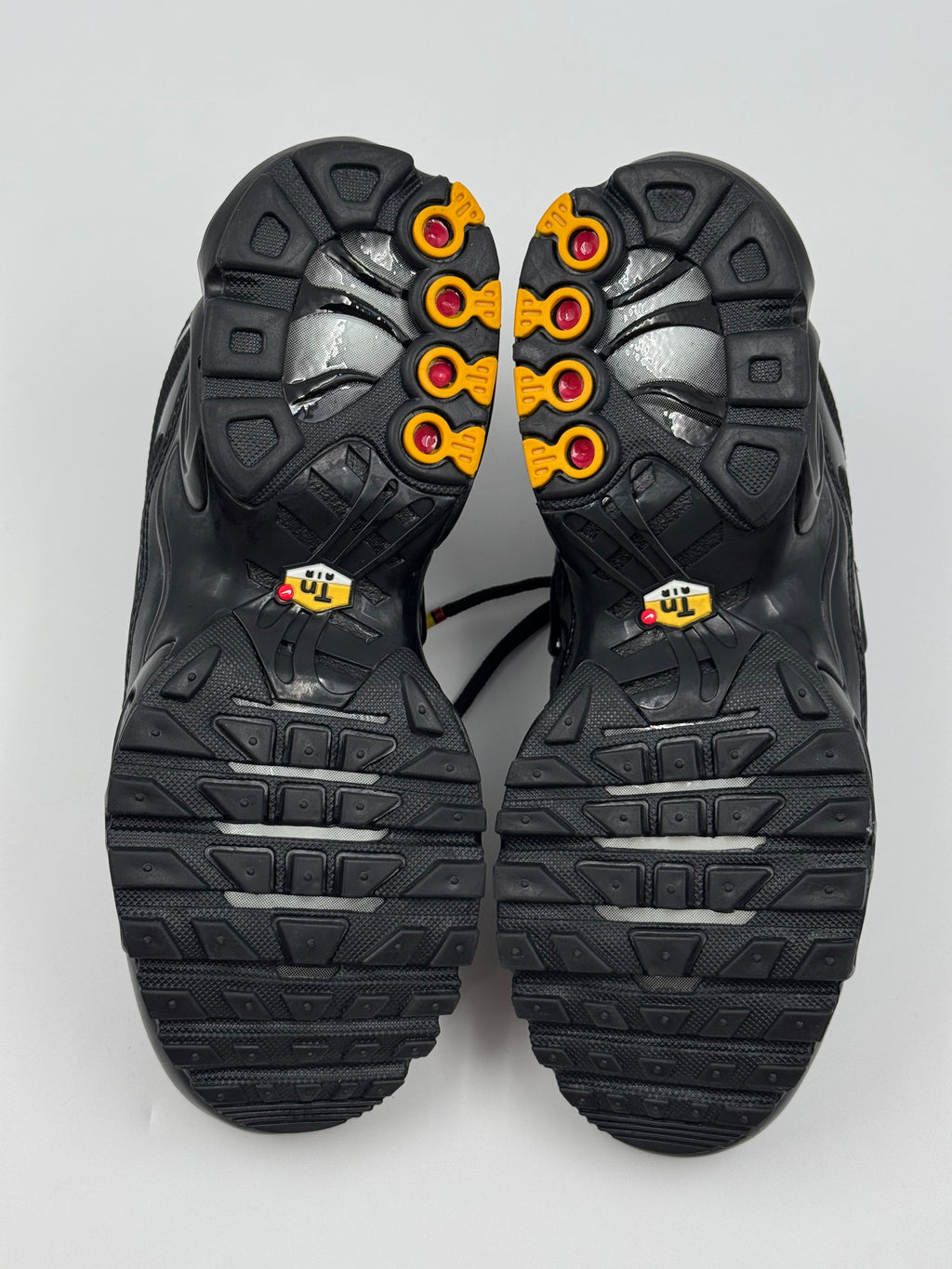 Nike Air Max Plus (TN) Triple Black