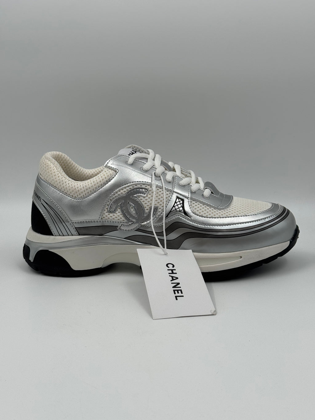 Chanel Runner