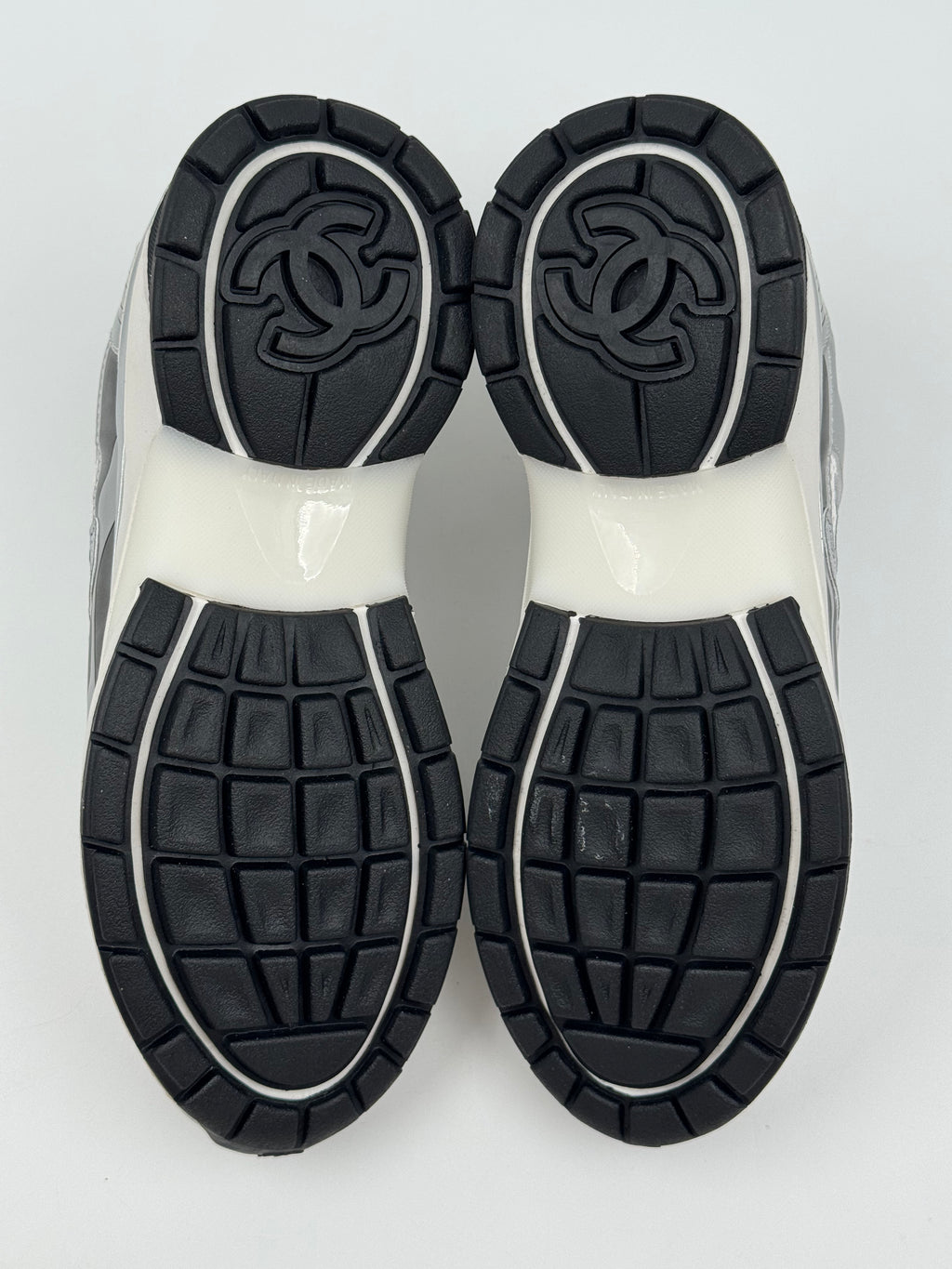 Chanel Runner