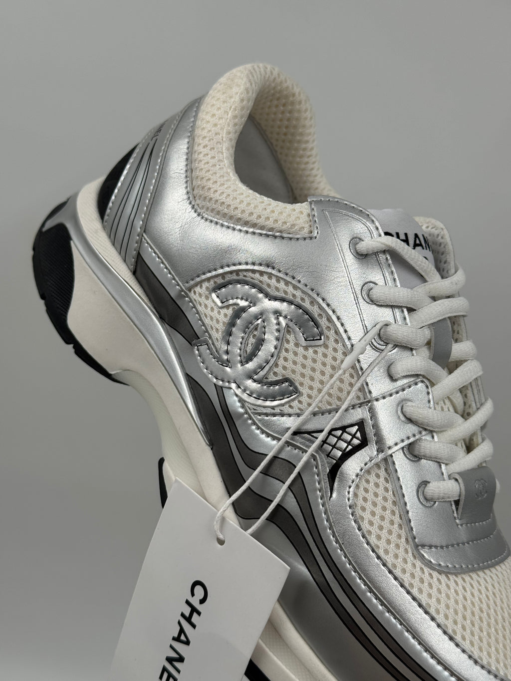Chanel Runner